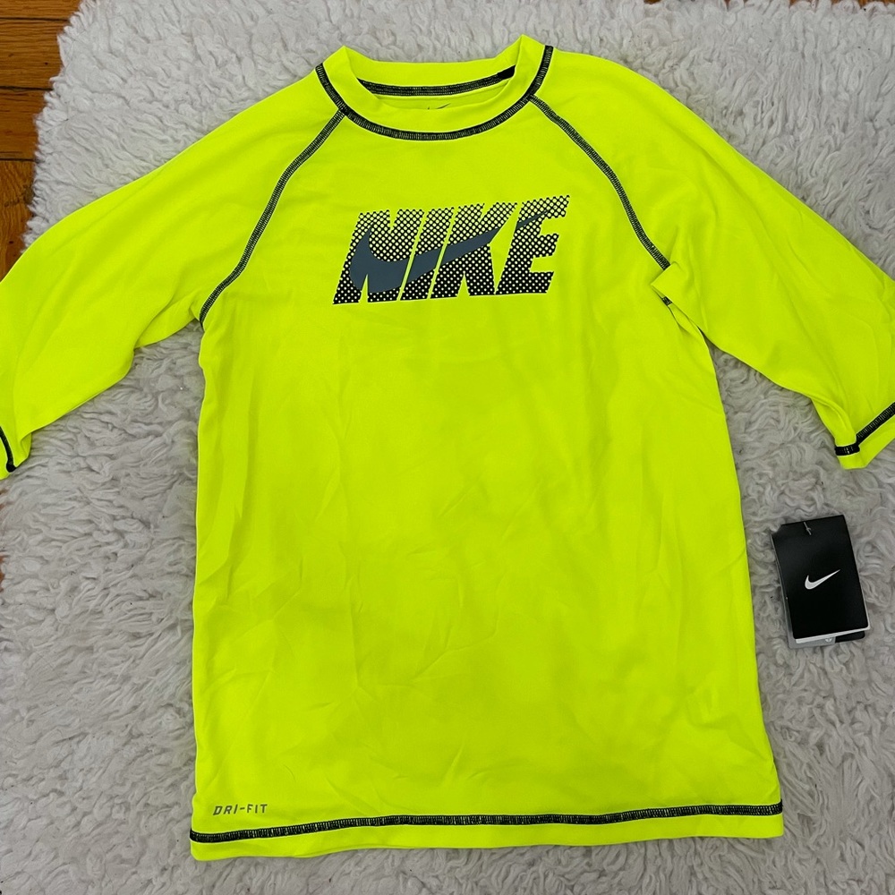 NIKE BOYS DRI-FIT TOP SIZE L